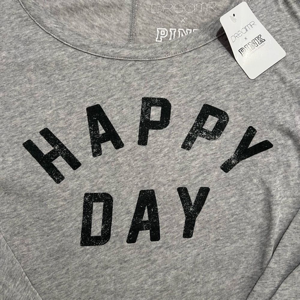 Dreamr Collab Pink VS Happy Day Top - Picture 2 of 3